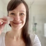 Falten im Gesicht: Morgenroutine Hautpflege